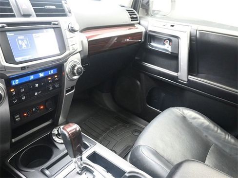 Used 2016 Toyota 4Runner Limited image 32