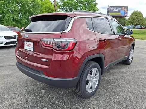 Used 2022 Jeep Compass Latitude w/ Convenience Group AWD/4WD image 11