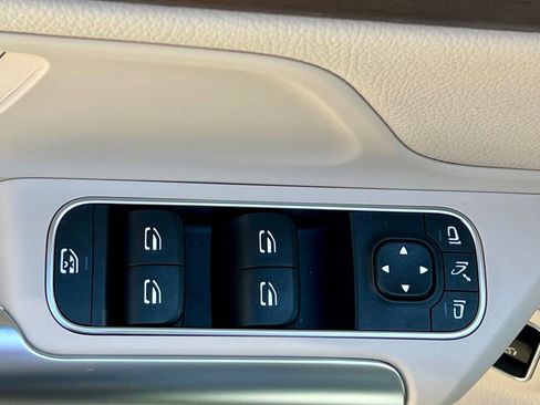 Certified 2023 Mercedes-Benz GLA 250 4MATIC image 30