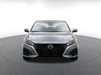 Used 2025 Nissan Altima 2.5 SV FWD video 2