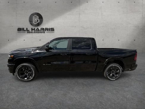 New 2026 RAM 1500 4x4 Crew Cab image 9
