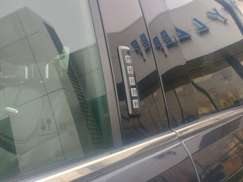 Used 2021 Ford F150 Platinum image 6