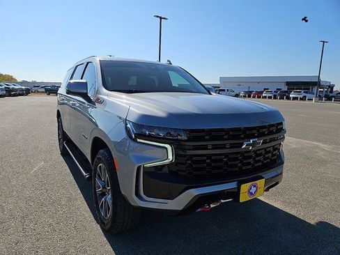 Used 2024 Chevrolet Tahoe Z71 w/ Luxury Package image 7