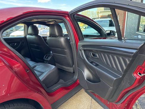 Used 2018 Ford Taurus SHO w/ Driver Assist Package image 49