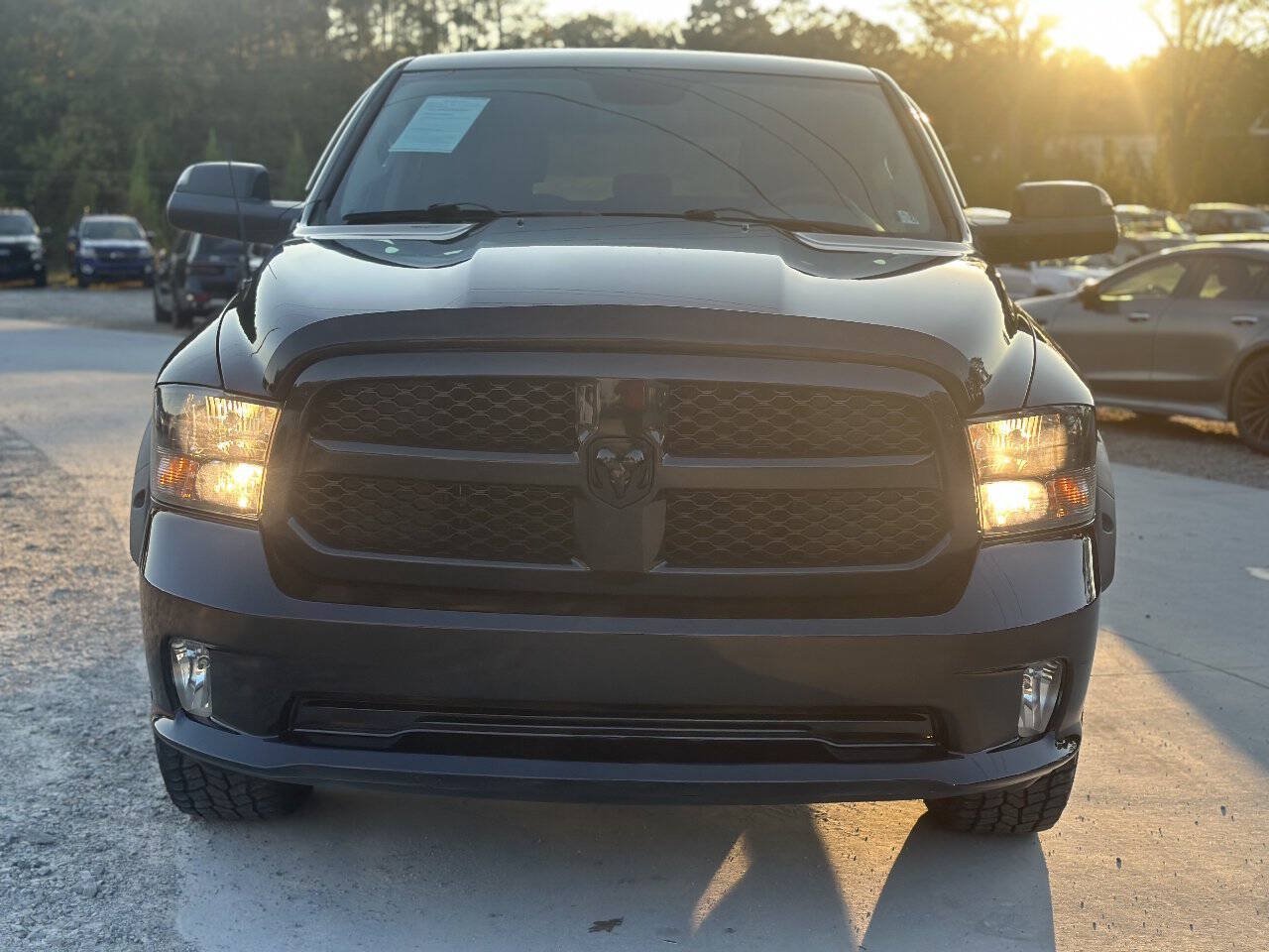 Used 2015 RAM 1500 Express w/ Black Ram 1500 Express Group AWD/4WD image 2