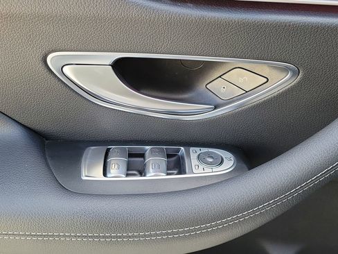 Used 2023 Mercedes-Benz E 450 Coupe image 19