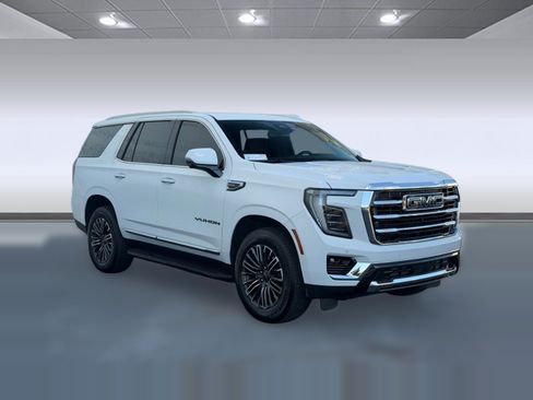 Used 2025 GMC Yukon Elevation AWD/4WD image 7
