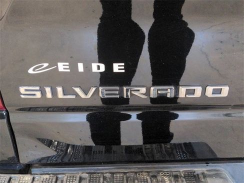 Used 2022 Chevrolet Silverado 1500 RST image 28