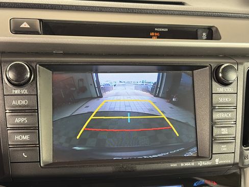 Used 2016 Toyota RAV4 XLE AWD/4WD image 23