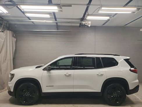 New 2026 GMC Acadia Elevation w/ Black Edition image 17