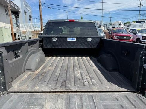 Used 2015 Ford F150 XLT AWD/4WD image 6