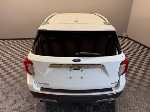 Used 2021 Ford Explorer Limited w/ Hybrid Equipment Group 310A AWD/4WD image 12