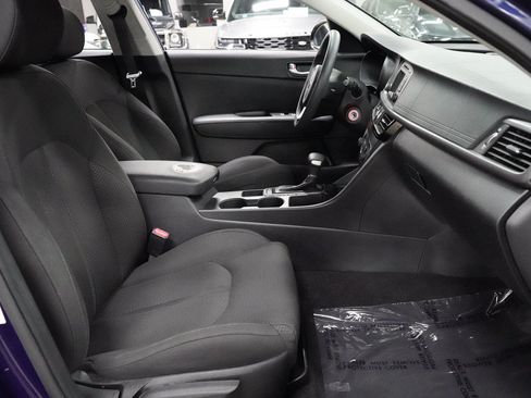 Used 2017 Kia Optima LX FWD image 31