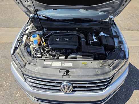 Used 2016 Volkswagen Passat 1.8T S FWD image 23