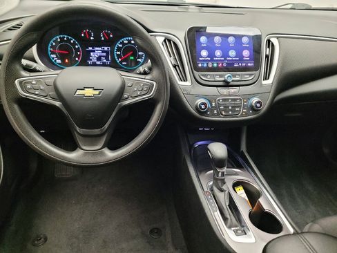 Used 2022 Chevrolet Malibu LT FWD image 22