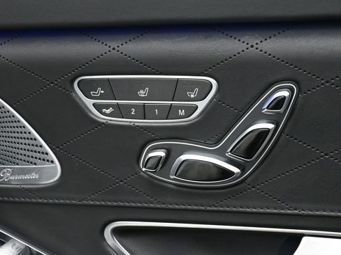 Used 2017 Mercedes-Benz Maybach S 600 image 37