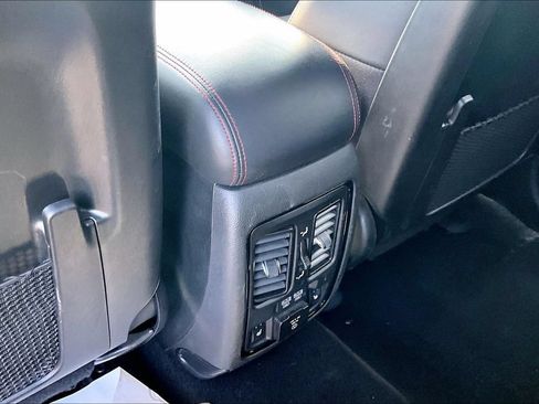 Used 2024 Dodge Durango R/T AWD/4WD image 30