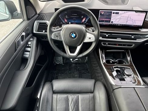 Certified 2025 BMW X7 xDrive40i image 15