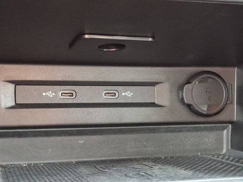 Certified 2024 Volkswagen Tiguan SE image 26