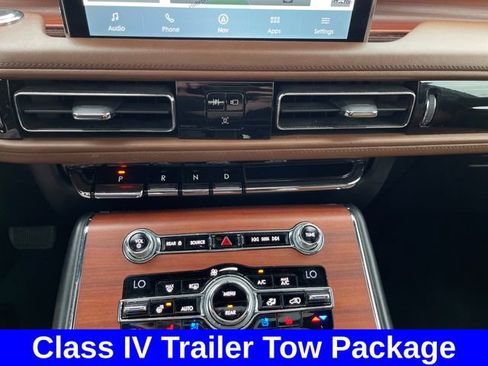 Used 2020 Lincoln Aviator Reserve w/ Equipment Group 202A AWD/4WD image 18