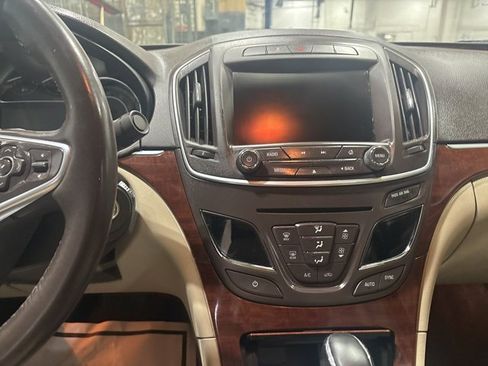 Used 2014 Buick Regal image 19