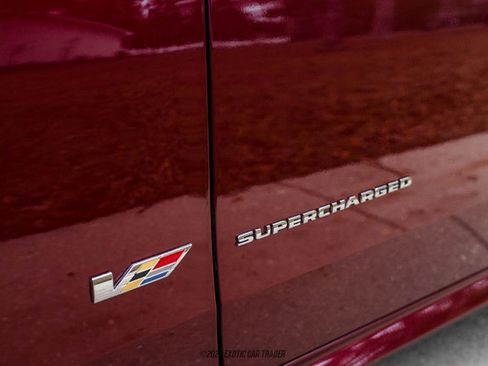 Used 2007 Cadillac XLR V image 51