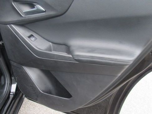 Used 2026 Chevrolet Equinox LT FWD image 12