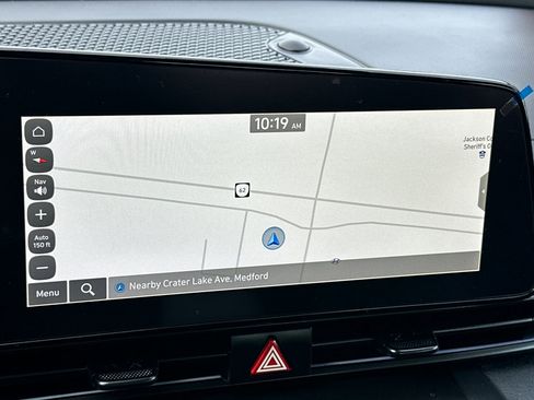 Certified 2025 Hyundai Elantra SEL w/ Cargo Package image 18