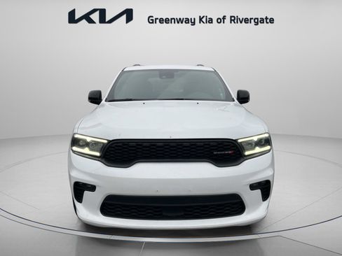 Used 2023 Dodge Durango GT image 2
