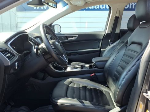 Used 2019 Ford Edge SEL w/ Equipment Group 201A AWD/4WD image 8