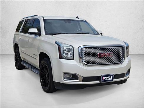 Used 2015 GMC Yukon Denali w/ Touring Package AWD/4WD image 3