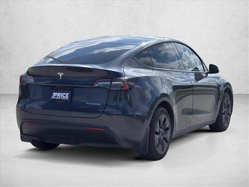 Used 2025 Tesla Model Y Long Range AWD/4WD image 5