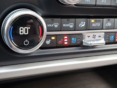 Certified 2024 Ford Expedition Limited image 26