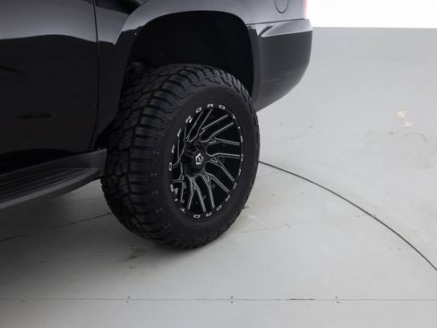 Used 2015 Chevrolet Suburban LT w/ Luxury Package image 20