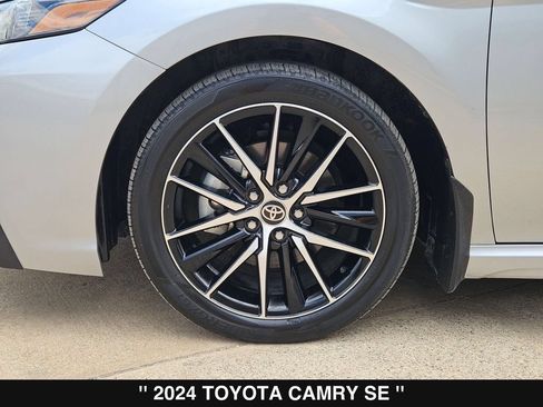 Used 2024 Toyota Camry SE FWD image 34