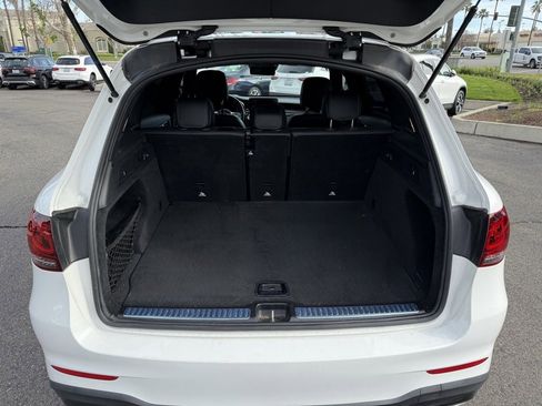 Used 2020 Mercedes-Benz GLC 300 image 17