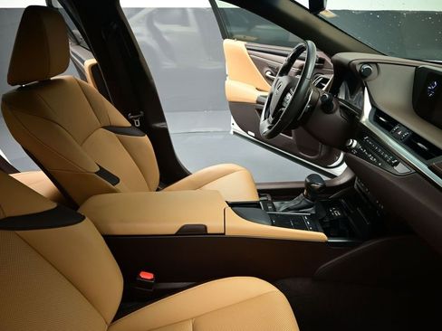 Used 2021 Lexus ES 350 w/ Premium Package image 28