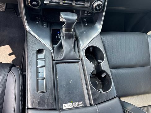 Used 2022 Lexus LX 600 4WD w/ Interior Upgrade Package image 16