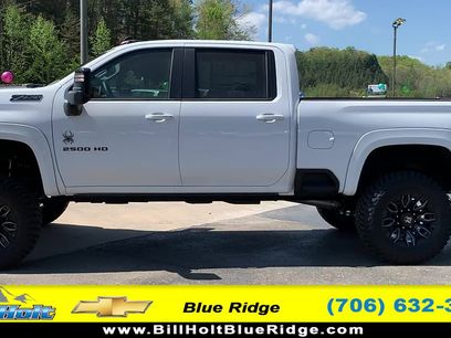 New 2025 Chevrolet Silverado 2500 LT w/ Trail Boss Package