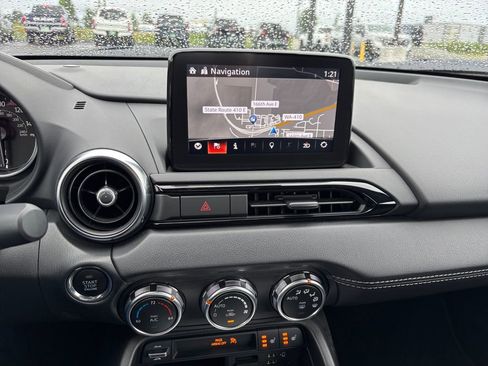 Used 2023 MAZDA MX-5 Miata Grand Touring RWD image 33