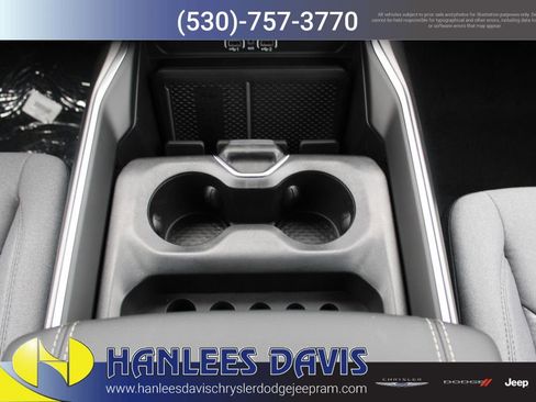 New 2026 RAM 1500 Big Horn AWD/4WD image 19