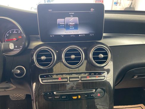 Used 2018 Mercedes-Benz GLC 300 4MATIC Coupe image 25