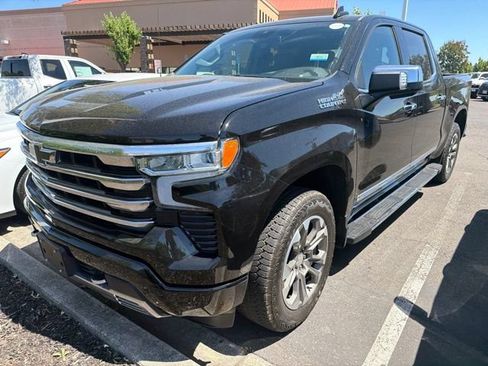 Used 2024 Chevrolet Silverado 1500 High Country AWD/4WD image 17