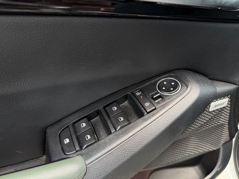 Certified 2024 Kia Seltos SX w/ SX Sunroof Package AWD/4WD image 14