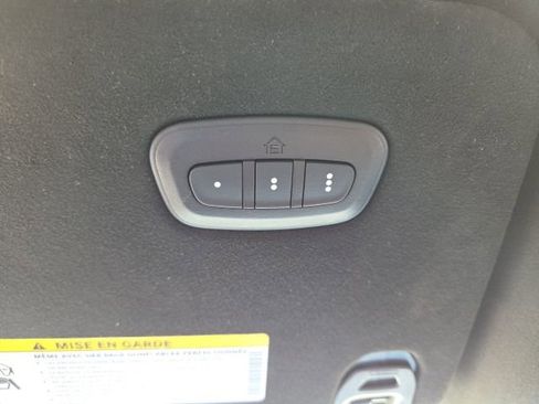 Used 2022 Jeep Grand Wagoneer Series III image 20