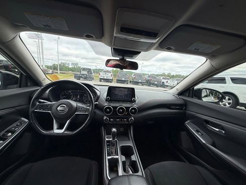 Used 2022 Nissan Sentra SR FWD image 7