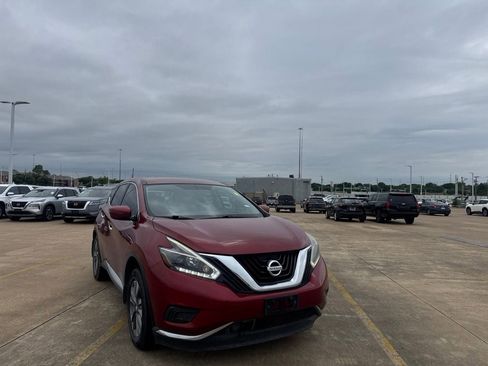 Used 2018 Nissan Murano S w/ Cargo Package FWD image 2