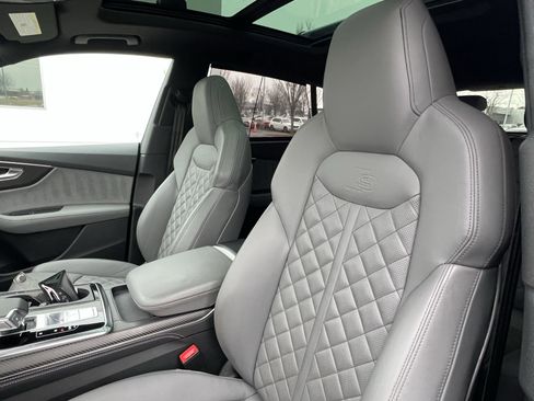 Certified 2024 Audi SQ8 Prestige image 16