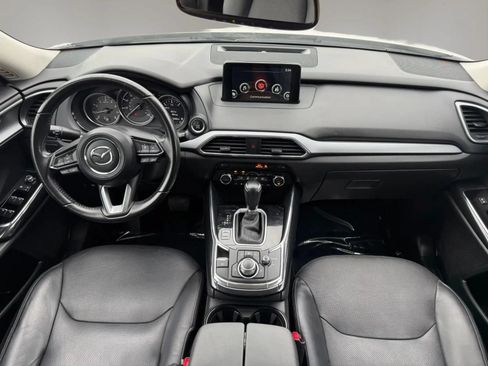 Used 2018 MAZDA CX-9 Touring AWD/4WD image 4