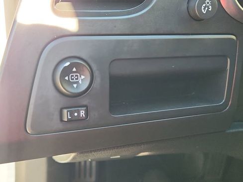 Used 2019 Chevrolet Corvette Stingray Coupe w/ 1LT image 17